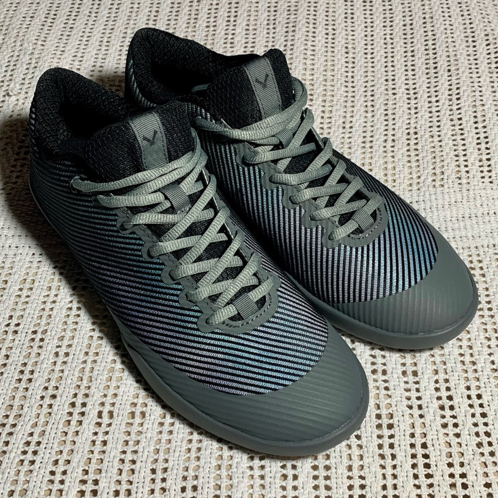 Velaasa Olympic Throwing Shoes